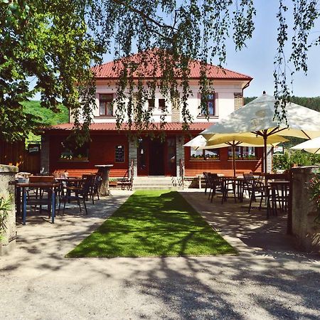 Penzion Karlštejn Exterior foto